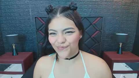 NIKI online show from 05-23-26, 01:04