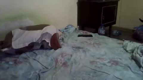 nikibutt19701970 online show from 12-20-25, 11:12