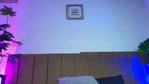 Snapshot of nikkenyx chatting on 05-27-26, 04:20 Nikkenyx online show from 05-27-26, 04:20