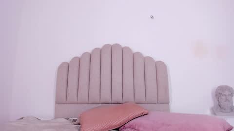 NIkki Angel online show from 01-28-25, 11:39