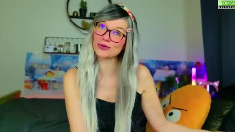 Kitty Chatte online show from 12-26-24, 08:28