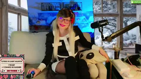 Snapshot of nikki_goldberg chatting on 02-21-26, 11:33 Kitty Chatte online show from 02-21-26, 11:33