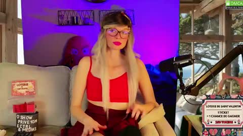 Snapshot of nikki_goldberg chatting on 03-02-26, 09:21 Kitty Chatte online show from 03-02-26, 09:21