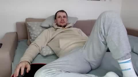 Nick online show from 11-09-25, 08:23