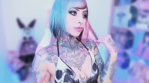 Nikki Ramone   online show from 10-29-25, 09:27