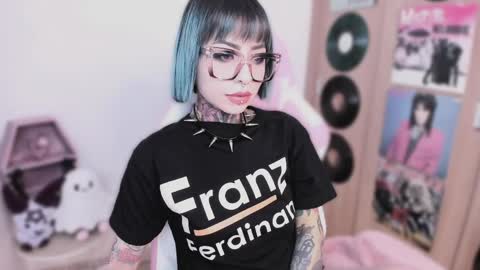 Nikki Ramone   online show from 04-01-26, 10:16