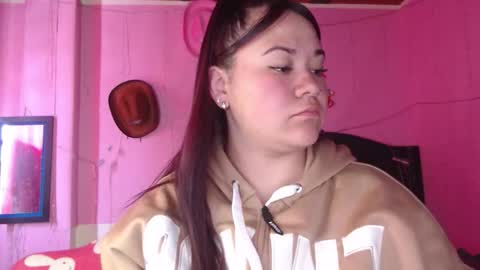 Snapshot of nikkirous_ chatting on 01-09-26, 05:04 Nikkirous online show from 01-09-26, 05:04