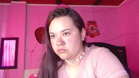 Snapshot of nikkirous_ chatting on 01-13-26, 02:11 Nikkirous online show from 01-13-26, 02:11