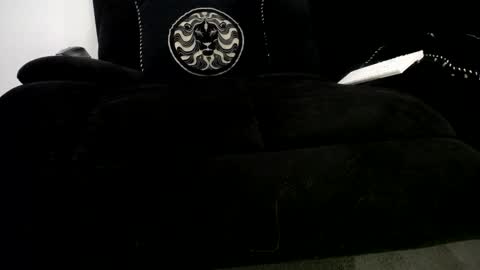 Niquita Sparkles online show from 11-25-25, 04:07