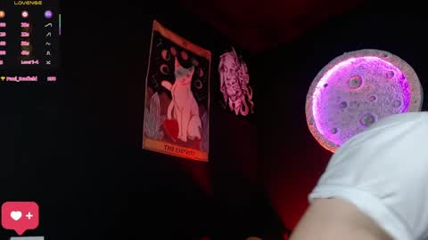 Nikky online show from 04-12-26, 01:49