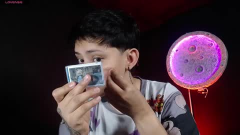 Snapshot of nikky_tomboy444 chatting on 04-27-26, 12:47 Nikky online show from 04-27-26, 12:47