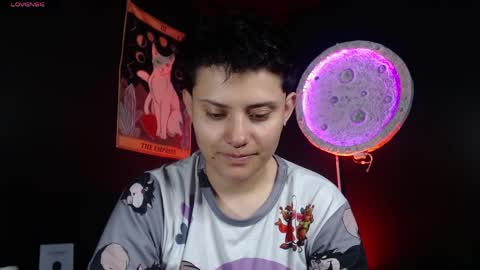 Snapshot of nikky_tomboy444 chatting on 04-28-26, 01:49 Nikky online show from 04-28-26, 01:49