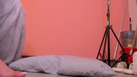 Y E S I online show from 04-03-26, 07:06