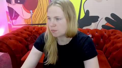 nikkyreyyy online show from 07-08-26, 05:45