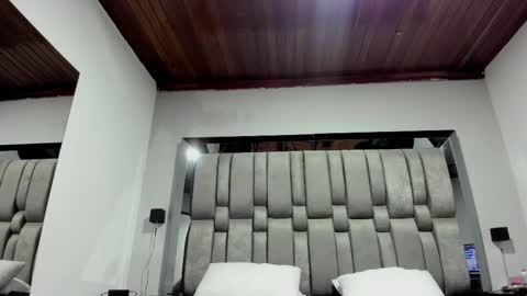     online show from 11-16-25, 11:38