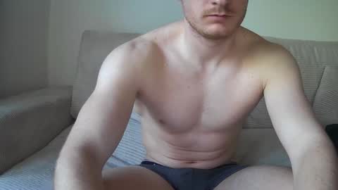 niklas_g online show from 04-21-26, 05:28