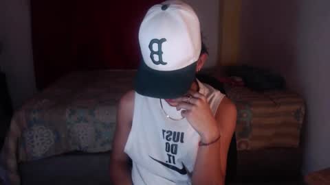 Snapshot of niklaus_wolf chatting on 11-16-25, 02:39 niklaus_wolf online show from 11-16-25, 02:39