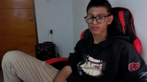 Snapshot of niklaus_wolf chatting on 03-02-26, 02:03 niklaus_wolf online show from 03-02-26, 02:03