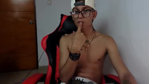 Snapshot of niklaus_wolf chatting on 03-04-26, 05:46 niklaus_wolf online show from 03-04-26, 05:46