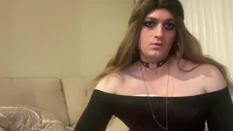 Nichole online show from 11-11-25, 09:42