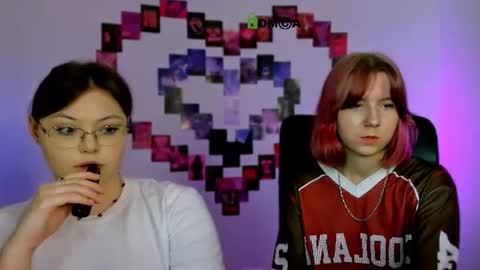 Snapshot of nikol_kitt chatting on 06-10-26, 07:13 Little Niko Help me reach my goals online show from 06-10-26, 07:13