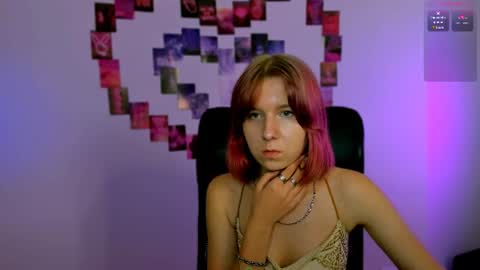 Snapshot of nikol_kitt chatting on 06-11-26, 12:32 Little Niko Help me reach my goals online show from 06-11-26, 12:32