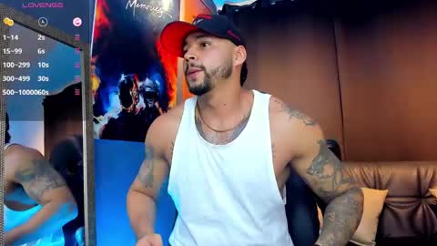 Snapshot of nikolahank1 chatting on 01-11-25, 07:39 Nikola Hank online show from 01-11-25, 07:39