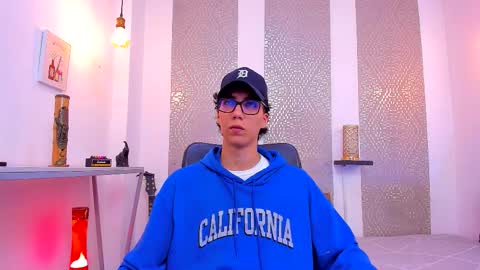    online show from 10-19-25, 04:46