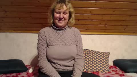 Snapshot of nikole111 chatting on 01-06-25, 05:49 Nikole1 online show from 01-06-25, 05:49