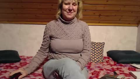 Snapshot of nikole111 chatting on 01-10-25, 05:13 Nikole1 online show from 01-10-25, 05:13