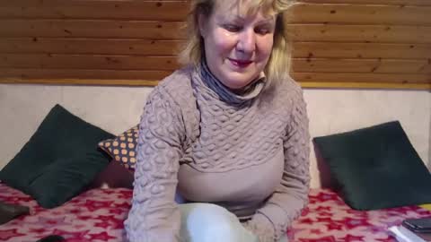 Snapshot of nikole111 chatting on 01-18-25, 11:00 Nikole1 online show from 01-18-25, 11:00