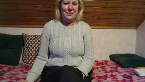 Snapshot of nikole111 chatting on 02-09-25, 11:04 Nikole1 online show from 02-09-25, 11:04