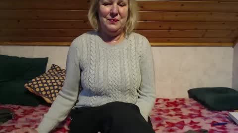 Snapshot of nikole111 chatting on 02-11-25, 11:43 Nikole1 online show from 02-11-25, 11:43