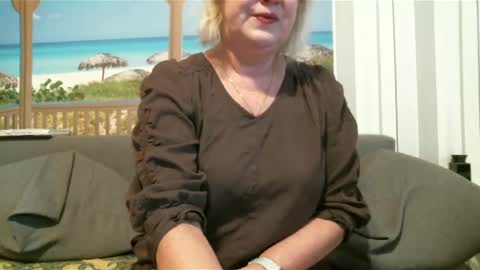 Snapshot of nikole111 chatting on 02-12-25, 08:27 Nikole1 online show from 02-12-25, 08:27