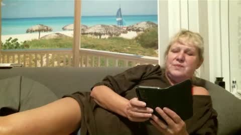 Snapshot of nikole111 chatting on 02-12-25, 05:48 Nikole1 online show from 02-12-25, 05:48