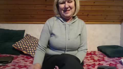 Snapshot of nikole111 chatting on 02-14-25, 03:05 Nikole1 online show from 02-14-25, 03:05