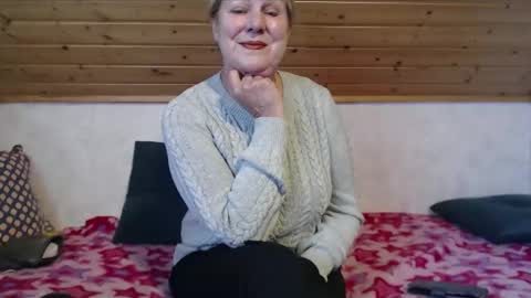 Nikole1 online show from 04-18-26, 01:37