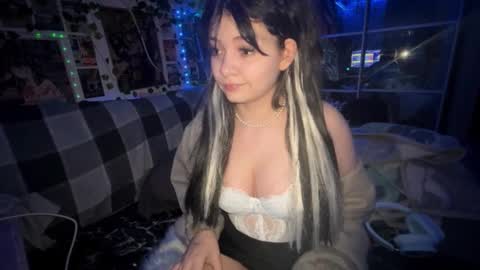 Snapshot of nikoli_naw chatting on 02-11-26, 08:25 nikoli_naw online show from 02-11-26, 08:25