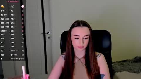      online show from 11-28-25, 04:48