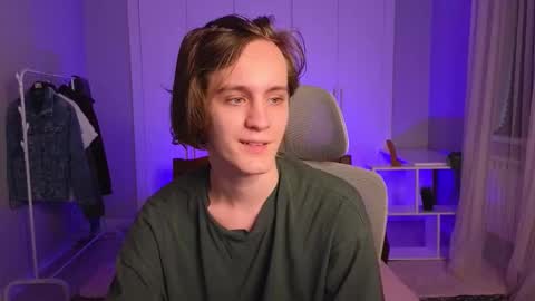 Snapshot of nikompell chatting on 02-26-25, 04:58 niko online show from 02-26-25, 04:58