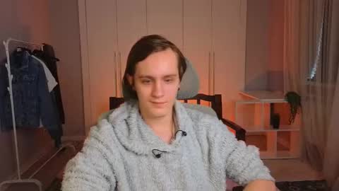 Snapshot of nikompell chatting on 03-05-25, 05:18 niko online show from 03-05-25, 05:18