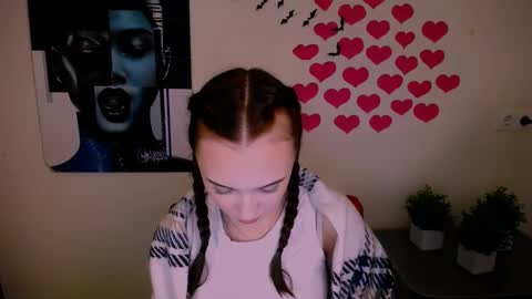 nikonara_ online show from 12-12-24, 03:37