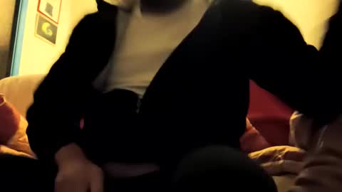 Niks online show from 11-24-25, 12:54