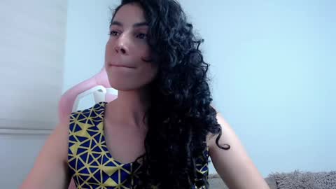 Snapshot of niky_blue chatting on 03-03-25, 10:52 niky_blue online show from 03-03-25, 10:52