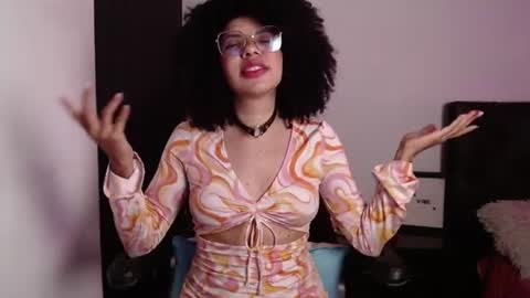 Nicole    GTM-5 1100 pm - 700 am online show from 06-19-26, 06:29