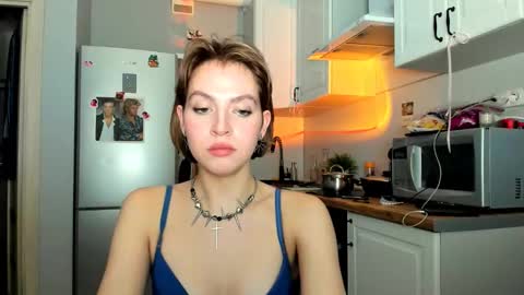 Veronica online show from 03-02-25, 06:19