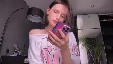 Snapshot of niky_long chatting on 07-06-26, 08:11 Niky online show from 07-06-26, 08:11