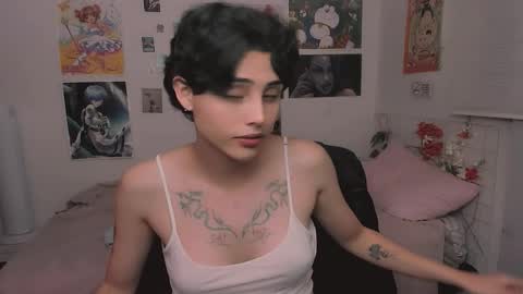 Snapshot of nikylaine chatting on 11-26-25, 11:28 Nikylaine online show from 11-26-25, 11:28