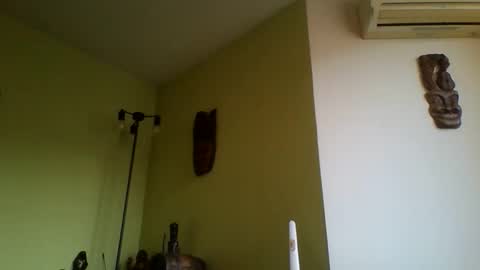 Snapshot of nikyo419 chatting on 03-10-26, 05:34 nikyo419 online show from 03-10-26, 05:34