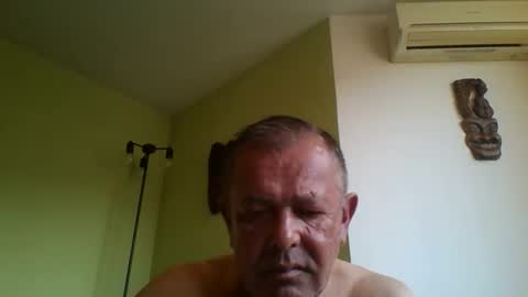 Snapshot of nikyo419 chatting on 03-11-26, 06:08 nikyo419 online show from 03-11-26, 06:08